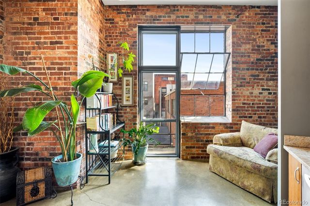 2500 Walnut Street 201, Denver, CO 80205