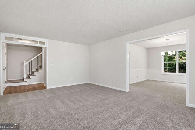 3205 Summit Place Drive, Loganville, GA 30052