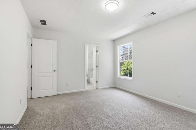 3205 Summit Place Drive, Loganville, GA 30052