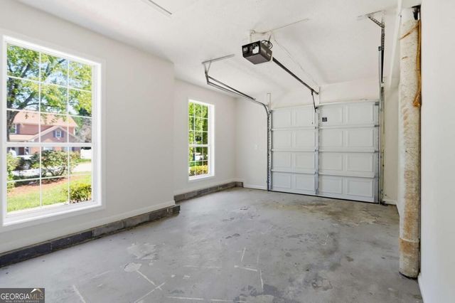 3205 Summit Place Drive, Loganville, GA 30052