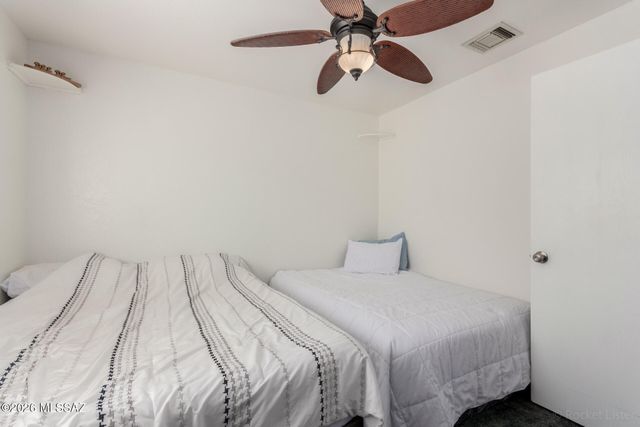 5991 N Belbrook Drive, Tucson, AZ 85741