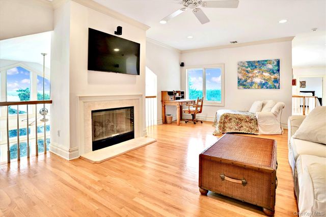 605 Dune Road, Westhampton, NY 11977