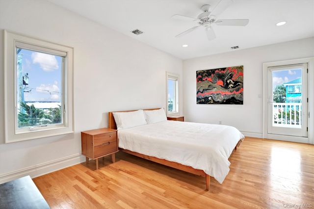 605 Dune Road, Westhampton, NY 11977