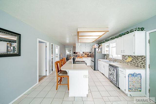 1384 N 1200 E, Shelley, ID 83274