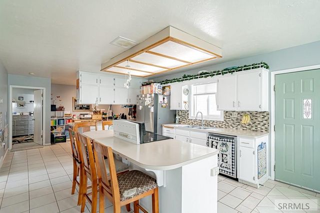 1384 N 1200 E, Shelley, ID 83274