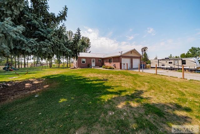 1384 N 1200 E, Shelley, ID 83274