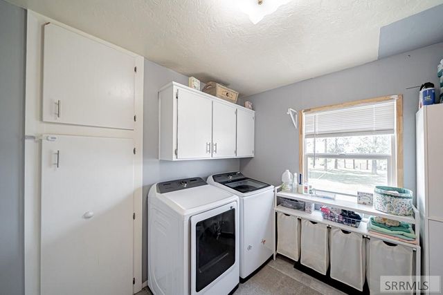 1384 N 1200 E, Shelley, ID 83274