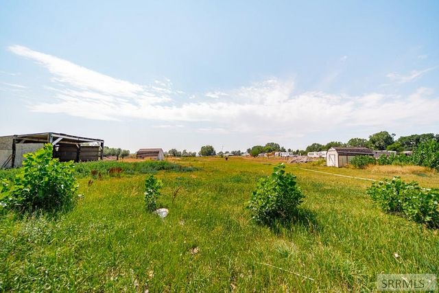 1384 N 1200 E, Shelley, ID 83274