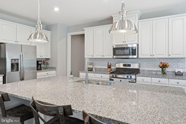 6438 BOB WHITE DR, Warrenton, VA 20187
