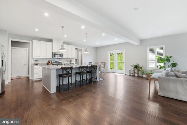 6438 BOB WHITE DR, Warrenton, VA 20187
