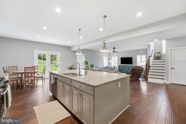 6438 BOB WHITE DR, Warrenton, VA 20187