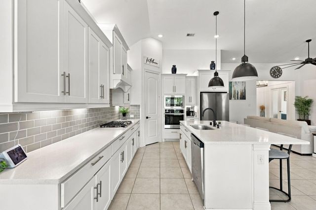1607 Pepper Grove Lane, Katy, TX 77494