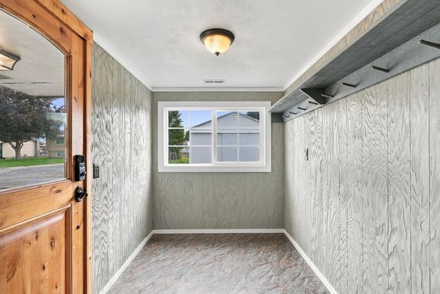 4305 N Keller Rd, Spokane Valley, WA 99216