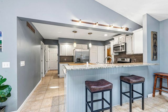18840 Cedar Mill Court, South Bend, IN 46637