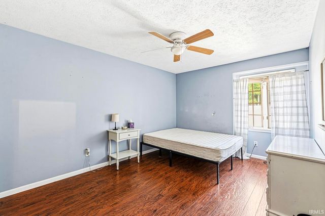 18840 Cedar Mill Court, South Bend, IN 46637