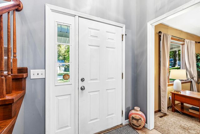 18840 Cedar Mill Court, South Bend, IN 46637