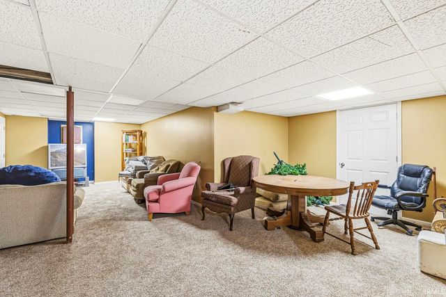 18840 Cedar Mill Court, South Bend, IN 46637