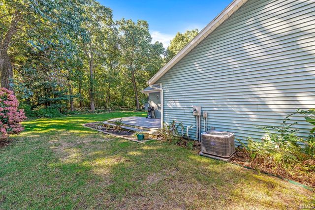 18840 Cedar Mill Court, South Bend, IN 46637