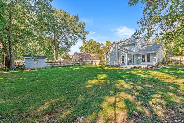 18840 Cedar Mill Court, South Bend, IN 46637