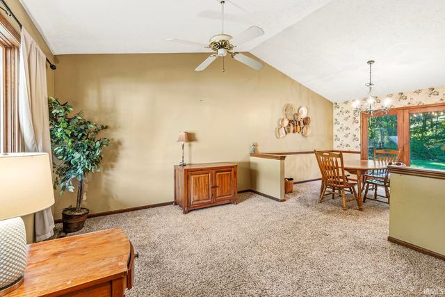 18840 Cedar Mill Court, South Bend, IN 46637