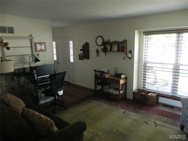 4 Tinsmith Court, St Charles, MO 63366