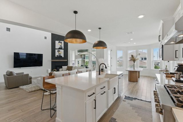 604 Buena Onda WAY, Lakeway, TX 78738
