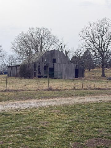 7348 State Hwy H, Dora, MO 65637