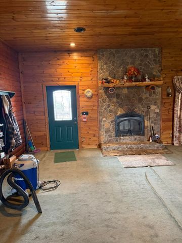 7348 State Hwy H, Dora, MO 65637