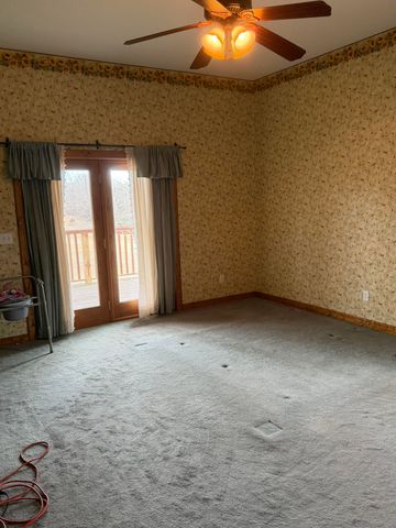 7348 State Hwy H, Dora, MO 65637