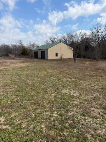 7348 State Hwy H, Dora, MO 65637