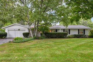 2120 Elm Tree ROAD, Elm Grove, WI 53122