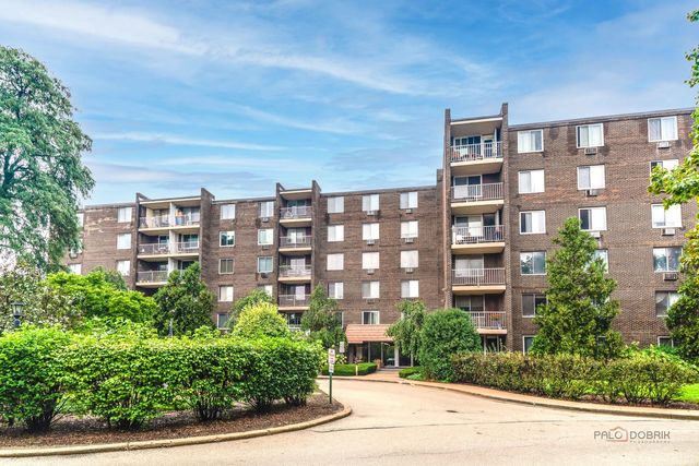 225 S Rohlwing Road 502, Palatine, IL 60074