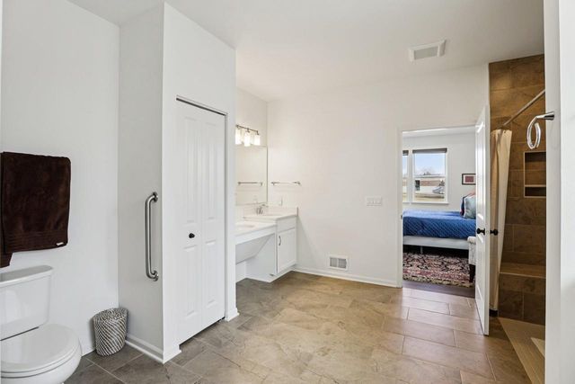 2725 Wayfair Street, Fitchburg, WI 53719