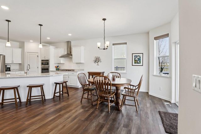 2725 Wayfair Street, Fitchburg, WI 53719