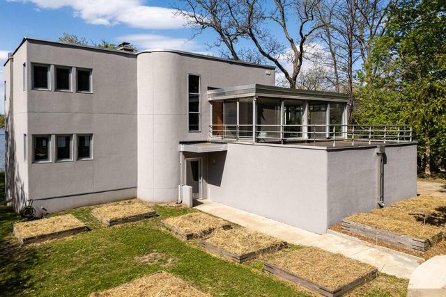 1610 Waunona Way, Madison, WI 53713