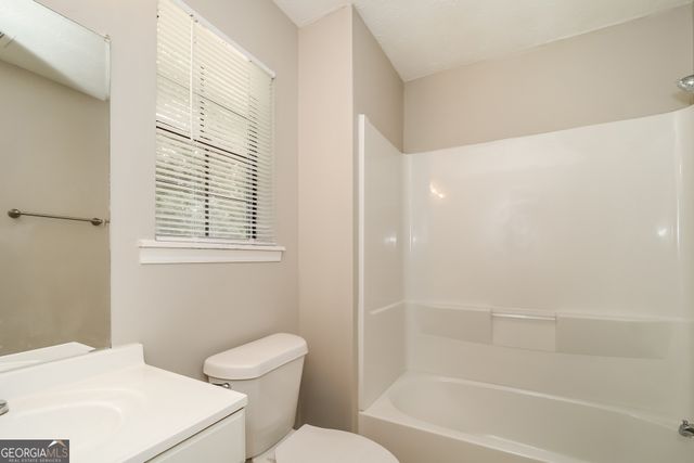 6373 Valley Dale Drive, Riverdale, GA 30274