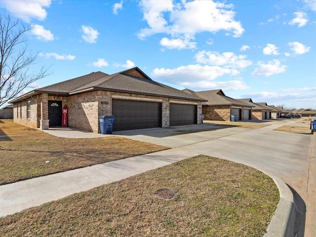 1852 Post Oak Road 1854, El Reno, OK 73036