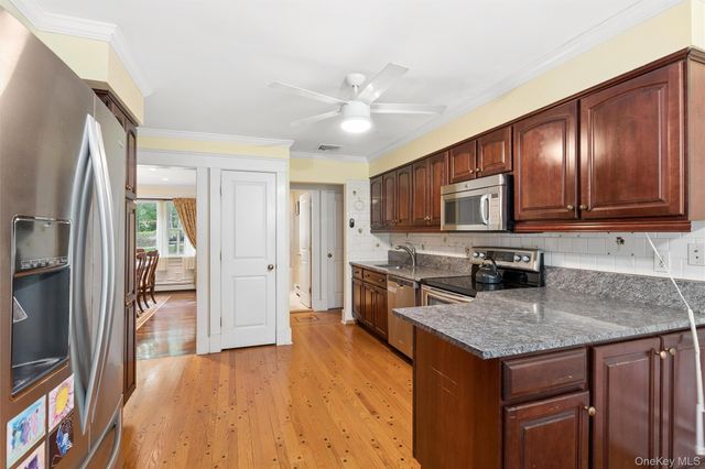35 Woodvale Drive, Syosset, NY 11791