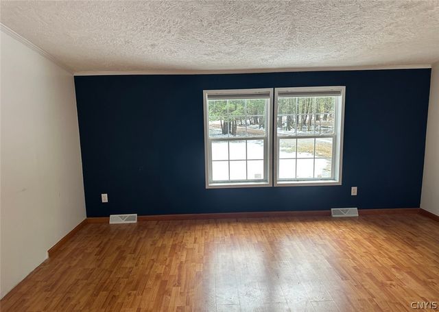 1085 County Route 17, Constantia, NY 13028