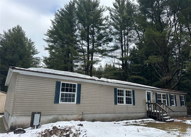 1085 County Route 17, Constantia, NY 13028