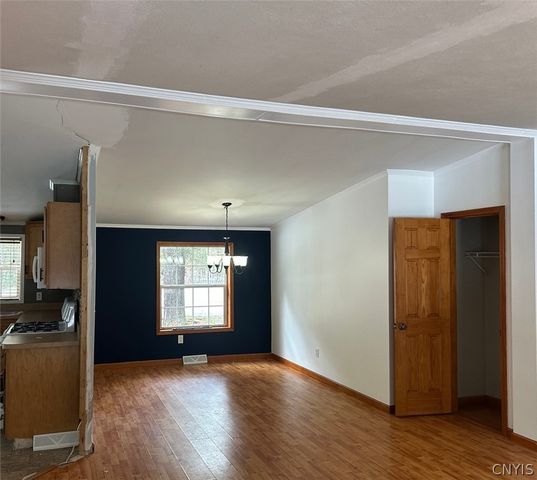 1085 County Route 17, Constantia, NY 13028