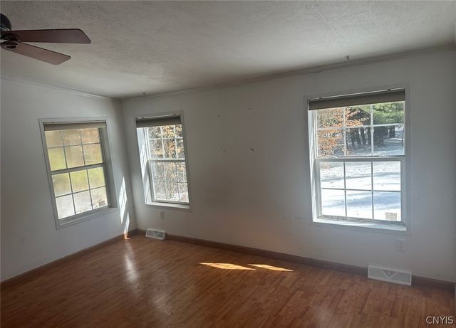 1085 County Route 17, Constantia, NY 13028