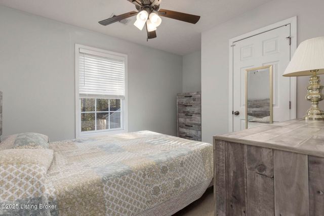 834 Tecumseh Dr, Shepherdsville, KY 40165