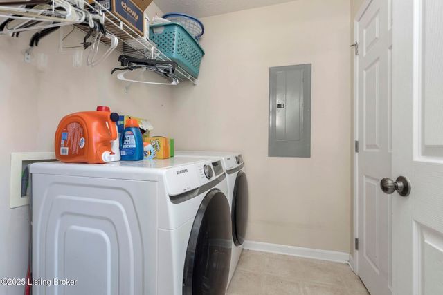 834 Tecumseh Dr, Shepherdsville, KY 40165