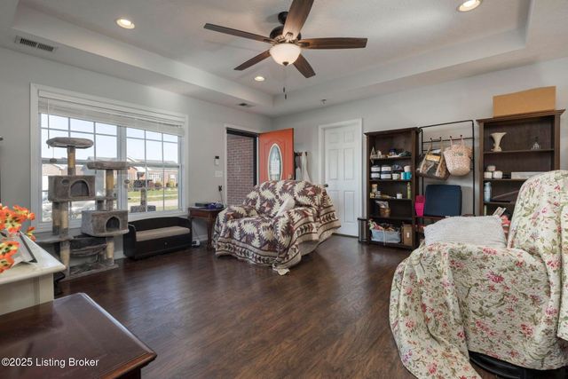 834 Tecumseh Dr, Shepherdsville, KY 40165