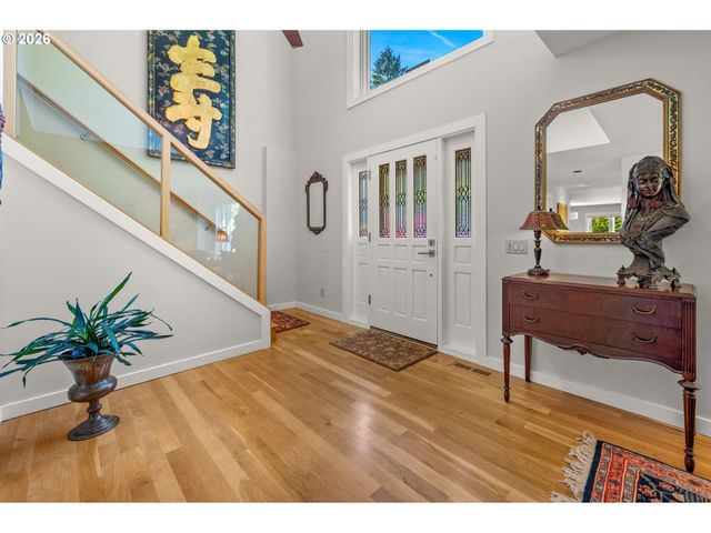 1932 Sw HIGHLAND Rd, Portland, OR 97221