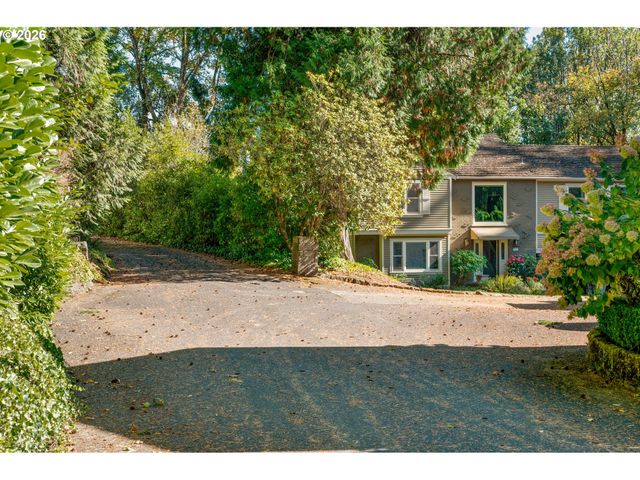 1932 Sw HIGHLAND Rd, Portland, OR 97221