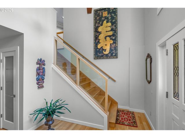 1932 Sw HIGHLAND Rd, Portland, OR 97221