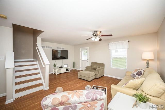 323 Essex Park Drive, Wentzville, MO 63385