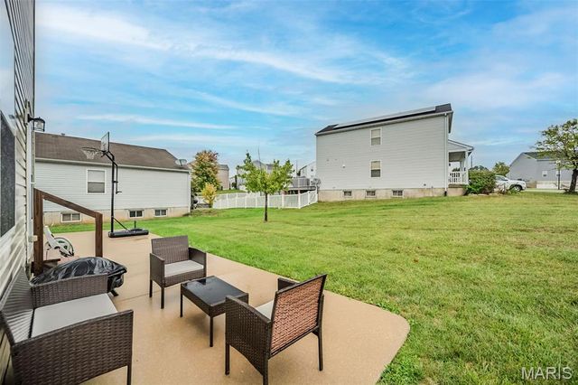 323 Essex Park Drive, Wentzville, MO 63385